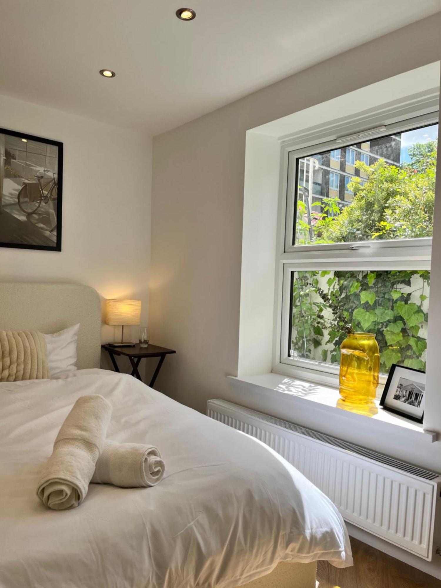 Cozy And Peaceful Apartment With Terrace In Hackney London Exterior photo