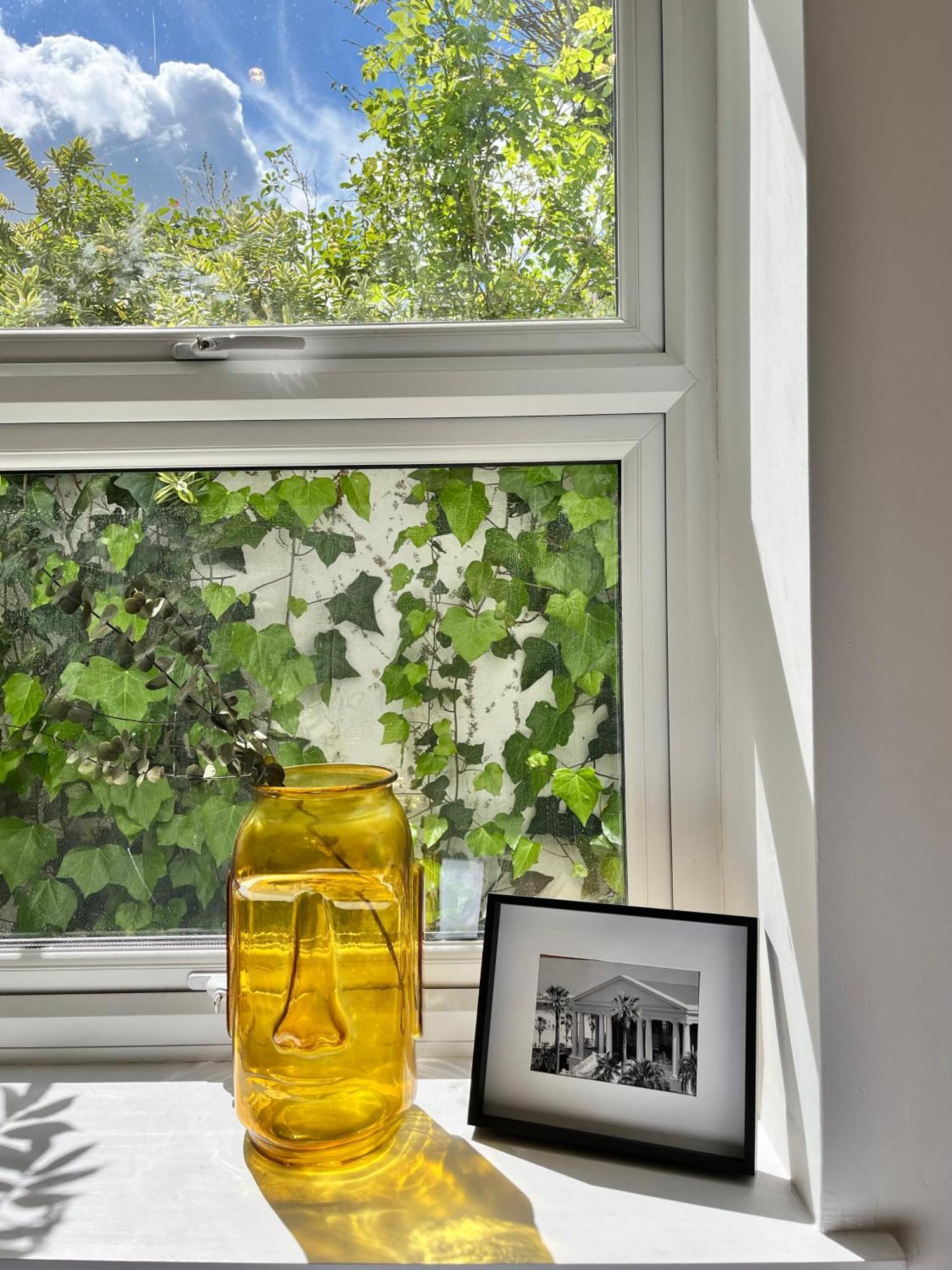 Cozy And Peaceful Apartment With Terrace In Hackney London Exterior photo